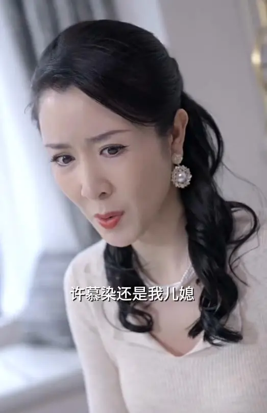《我的豪横婆婆》：爆笑短剧揭秘“茅山道长”的家庭闹剧，这婆媳关系简直了！